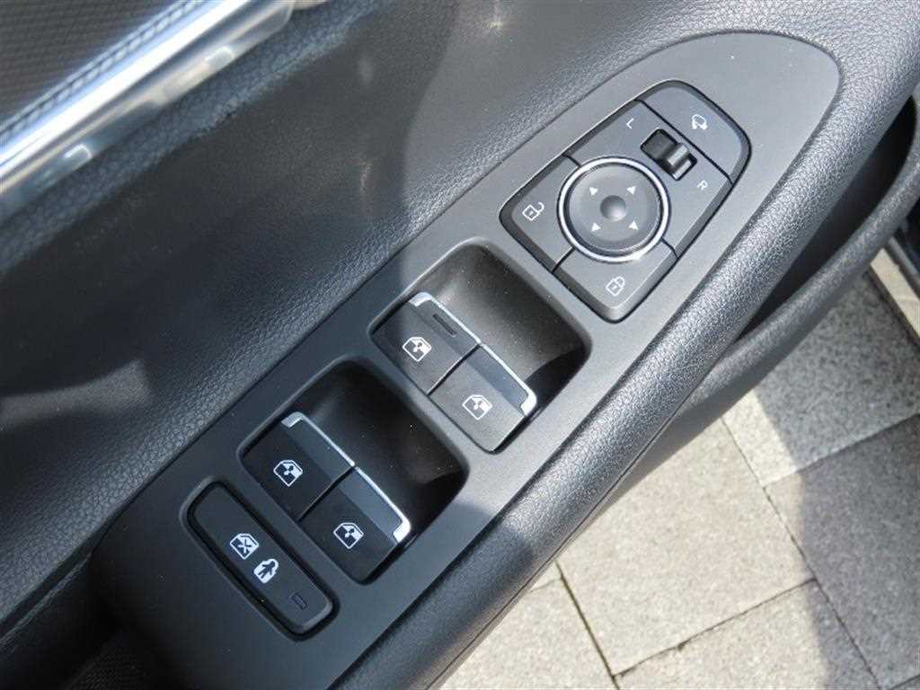 HYUNDAI Grandeur - Vista 12