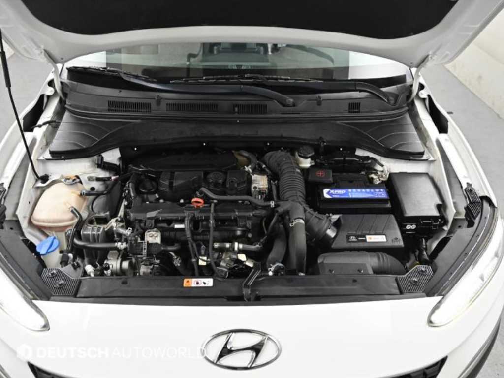 HYUNDAI Kona - Vista 6