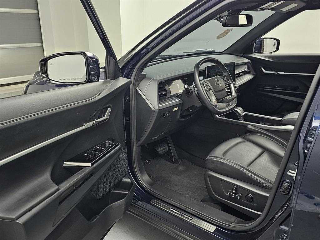 Ssangyong Torres - Vista 11