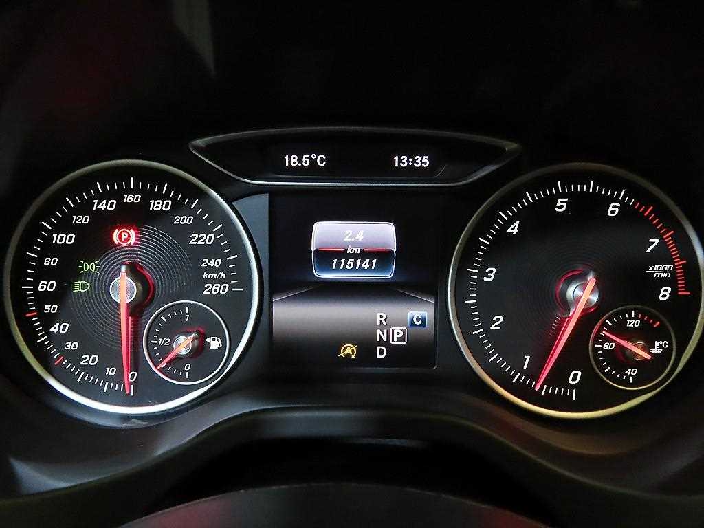 Mercedes Benz A Class - Vista 9