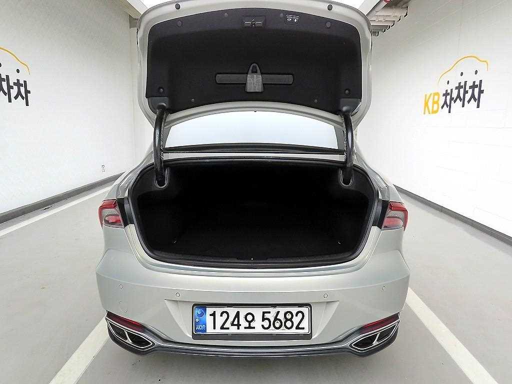 HYUNDAI Grandeur - Vista 5