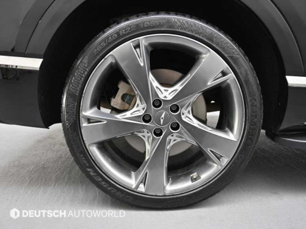 Genesis GV80 - Vista 5