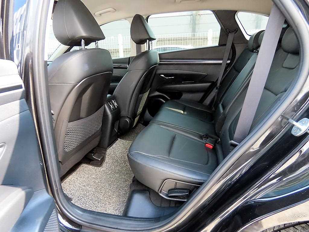 HYUNDAI Tucson - Vista 6