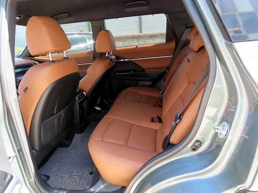 Ssangyong Torres - Vista 7