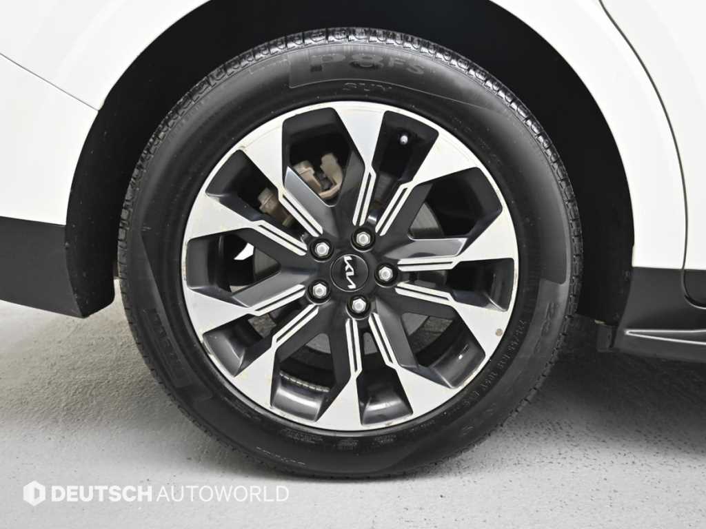 KIA Carnival - Vista 5