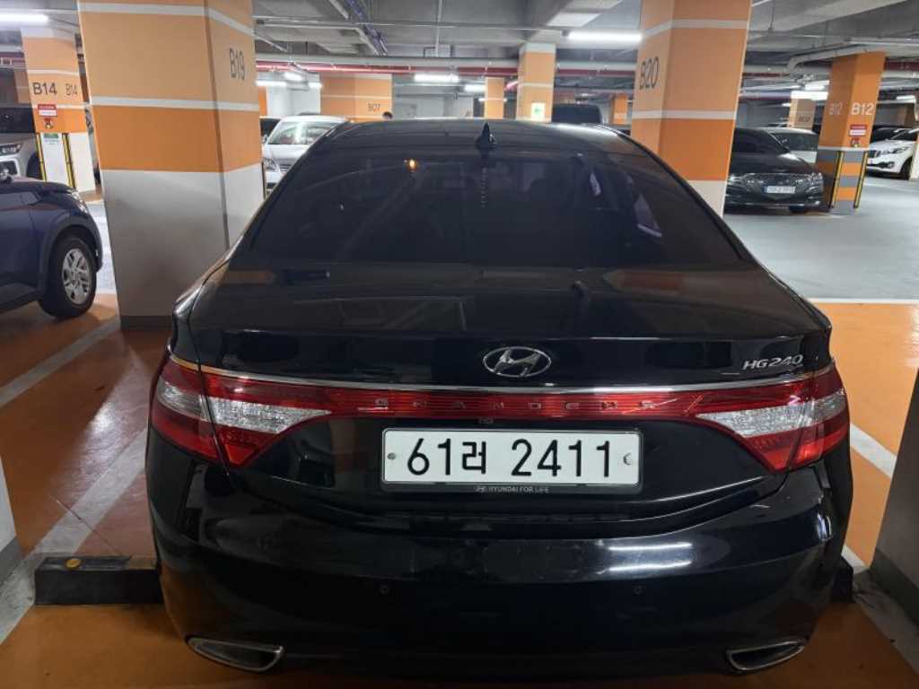 HYUNDAI Grandeur - Vista 4