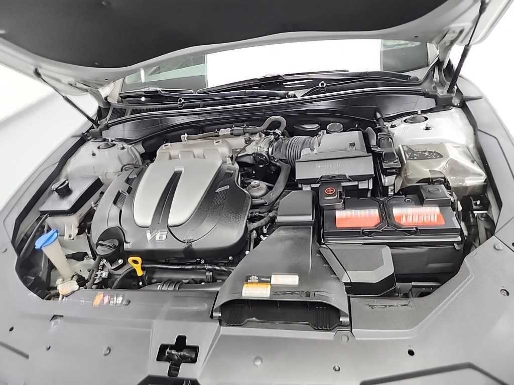 HYUNDAI Grandeur - Vista 5