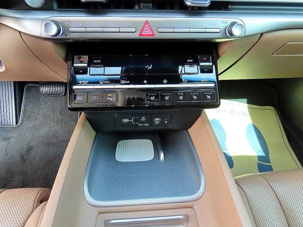 HYUNDAI Grandeur - Vista 12