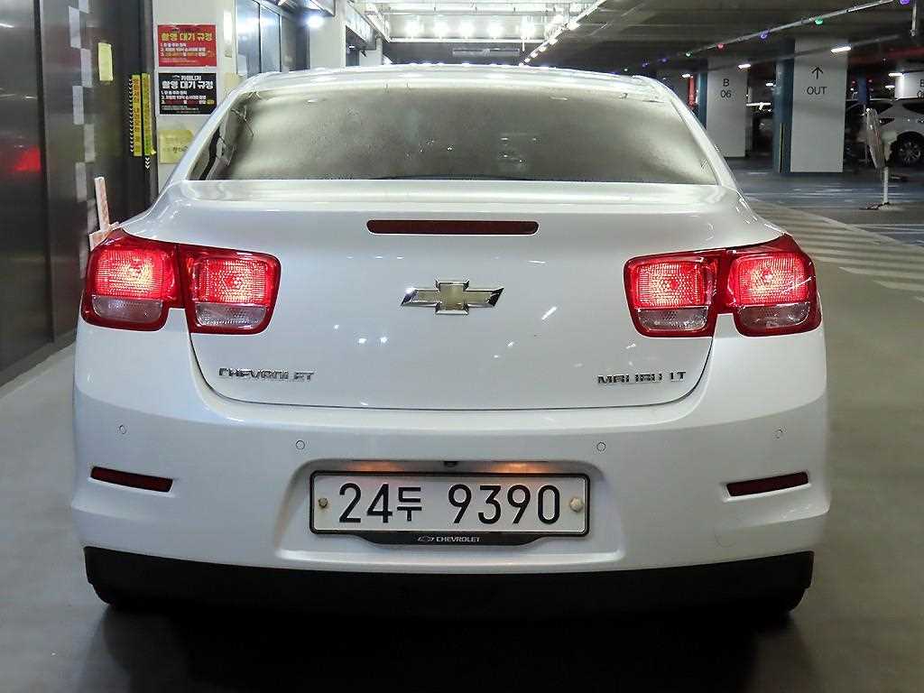 Chevrolet Malibu - Vista 5