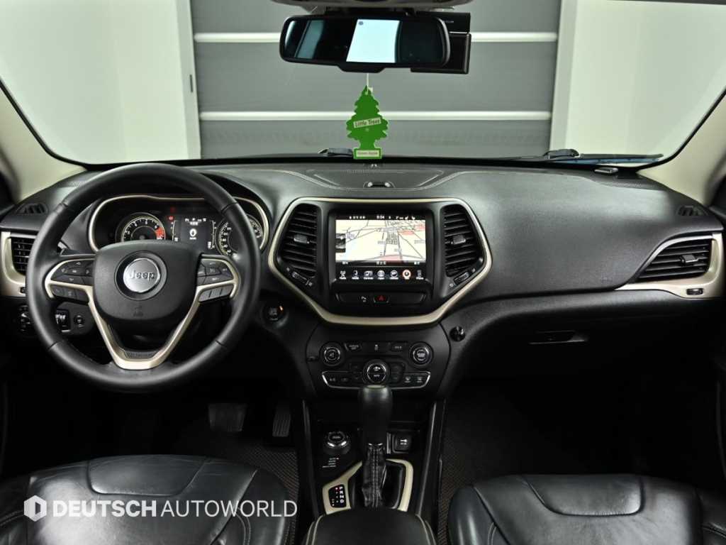 Jeep Cherokee - Vista 7