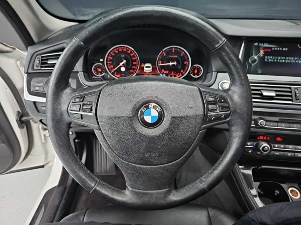 BMW 5 Series - Vista 7