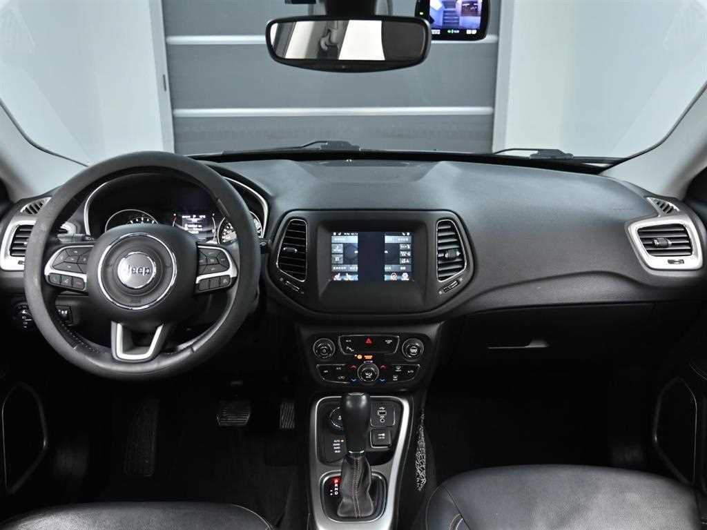 Jeep Compass - Vista 7