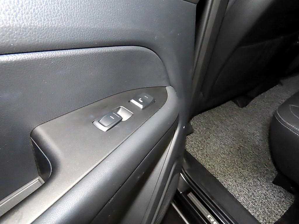 Ssangyong Rexton 2019 Gris - Importación desde Corea - HF Imports Iquique - Foto 16