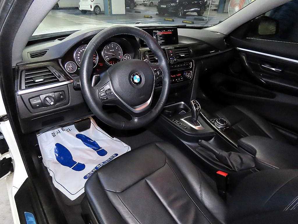 BMW 4 Series - Vista 10