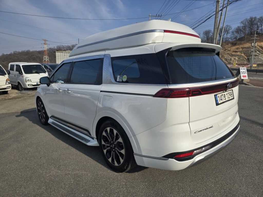 KIA Carnival - Vista 5