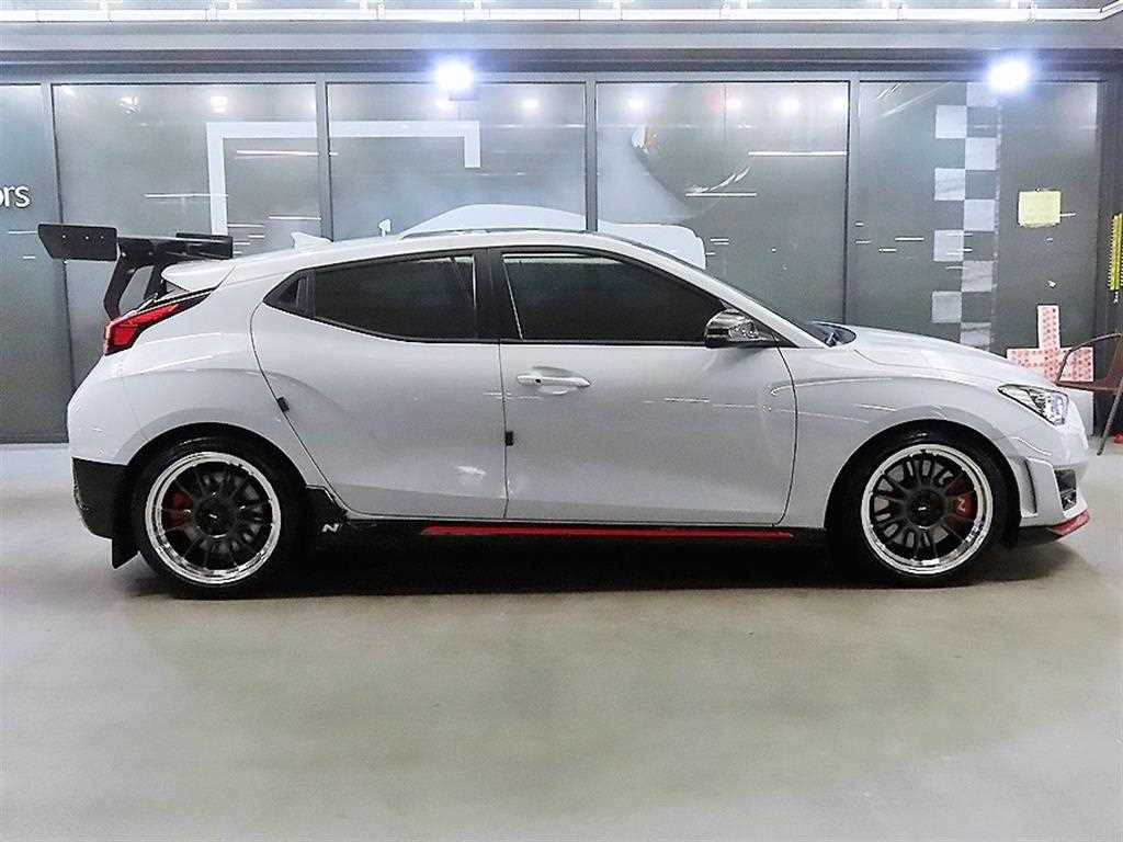 HYUNDAI Veloster - Vista 3