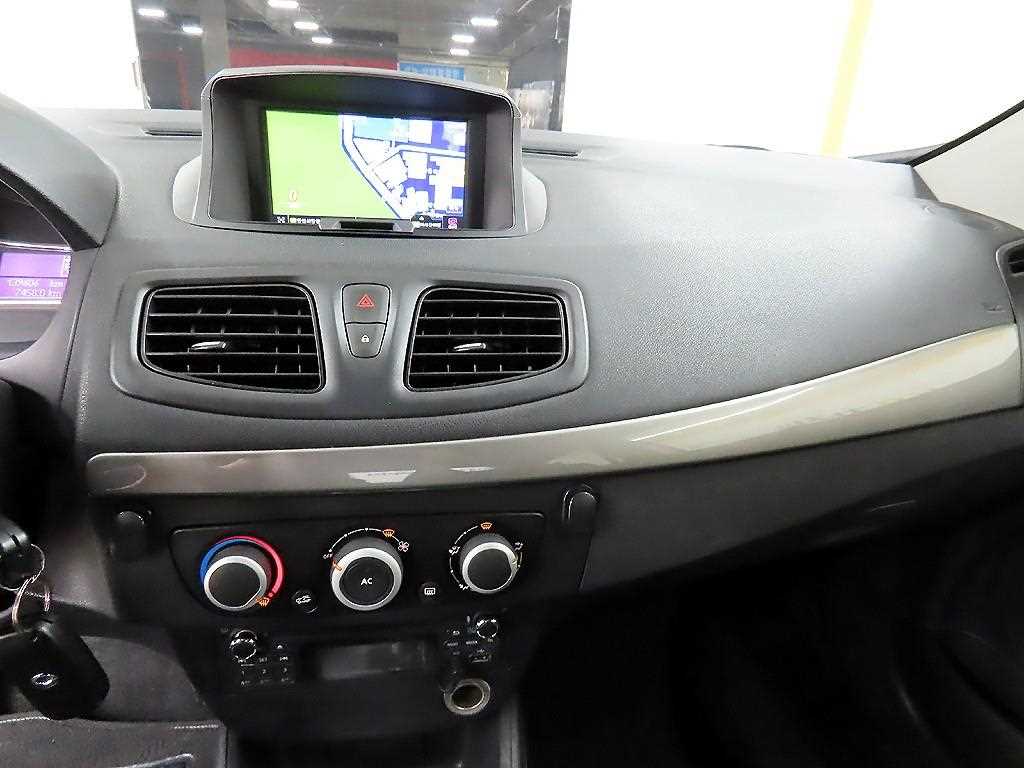 SAMSUNG SM3 - Vista 10