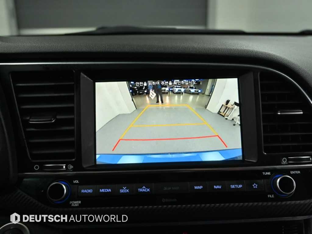 HYUNDAI Avante 2018 Azul - Importación desde Corea - HF Imports Iquique - Foto 15