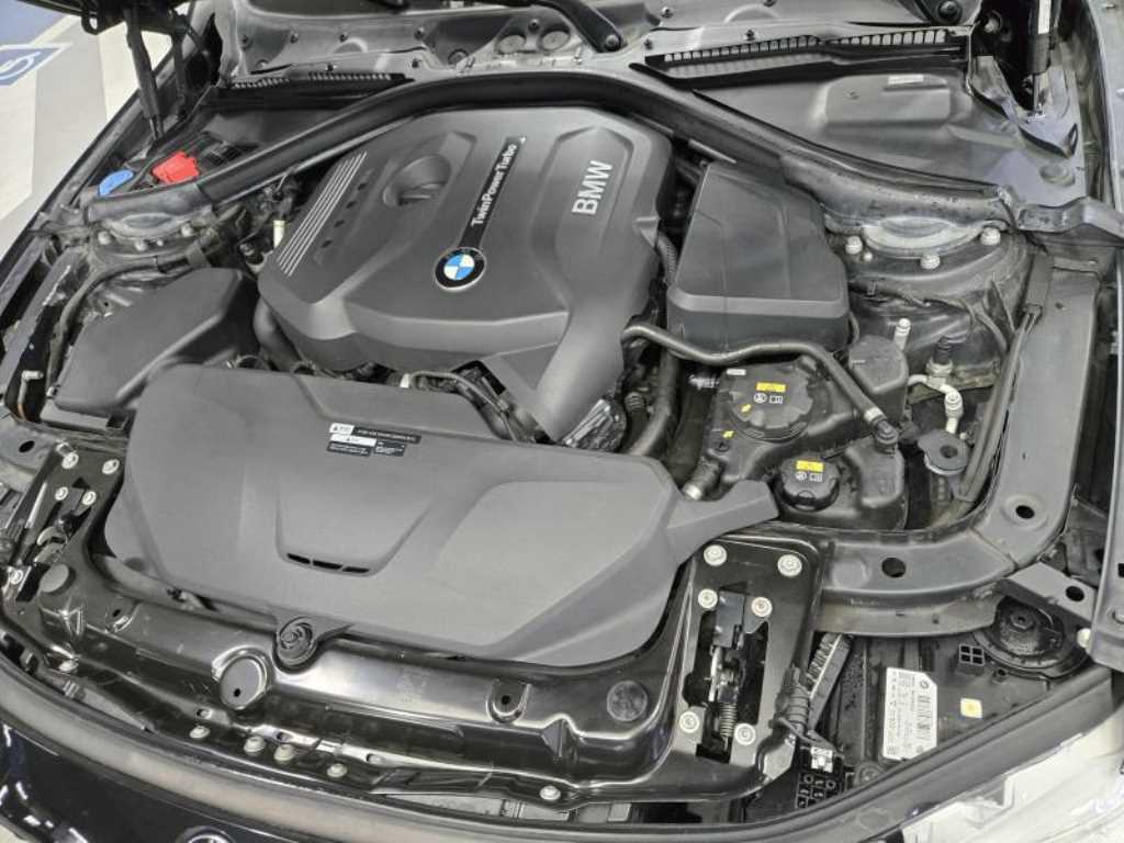 BMW 3 series 2017 Negro - Importación desde Corea - HF Imports Iquique - Foto 19