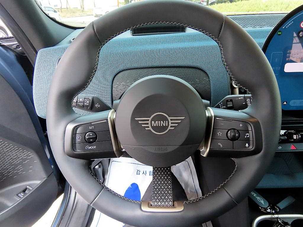 Mini Countryman - Vista 8