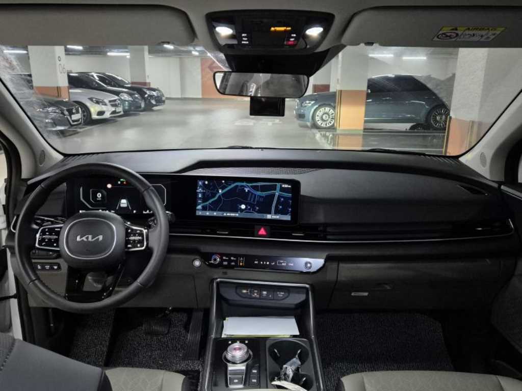KIA Carnival - Vista 9