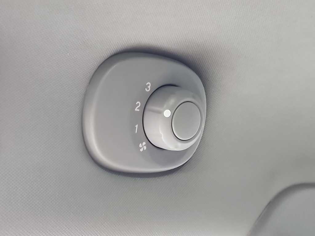 Ssangyong Korando 2014 Blanco - Importación desde Corea - HF Imports Iquique - Foto 13