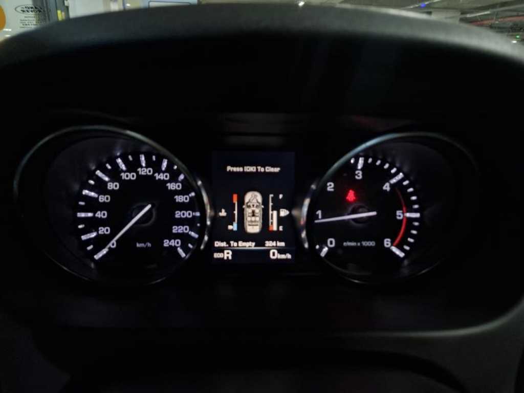 Land Rover Discovery Sports - Vista 8