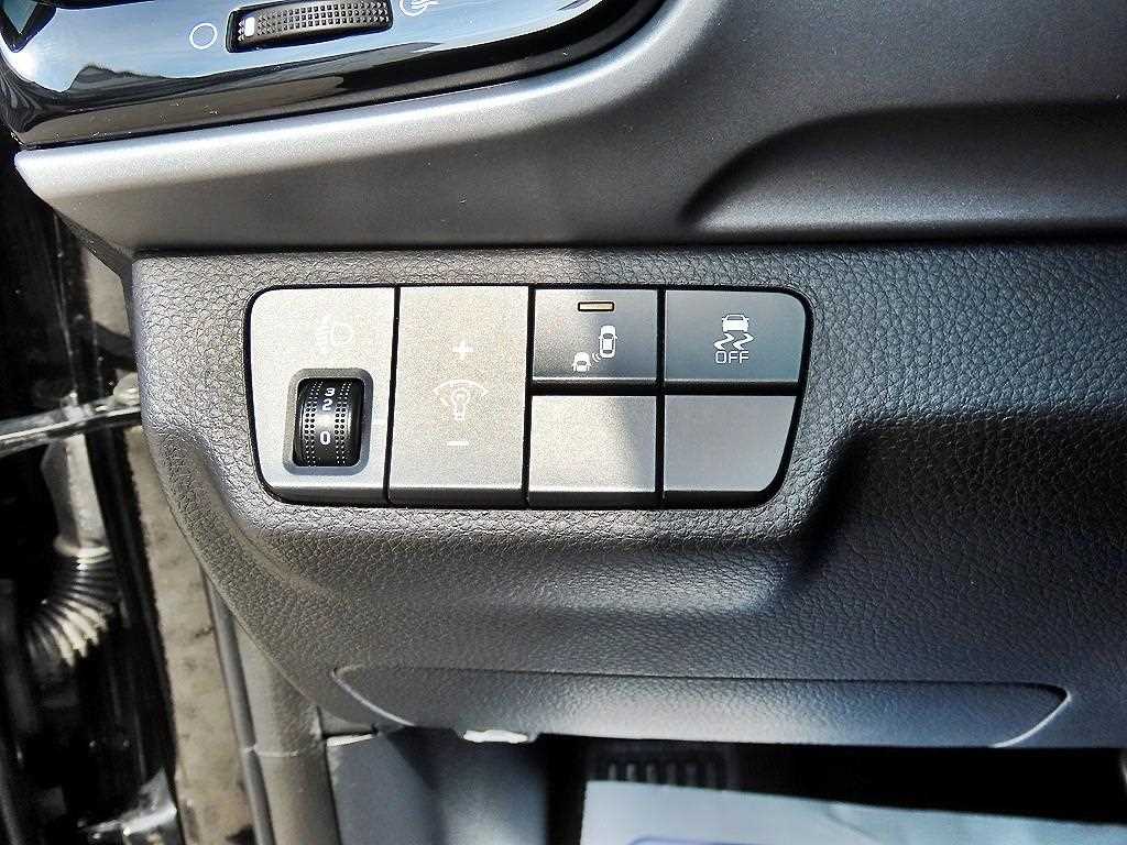 KIA Stonic - Vista 12