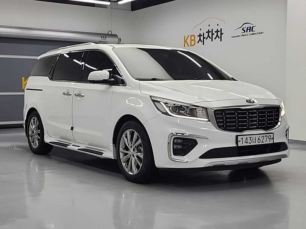 KIA Carnival - Vista 4