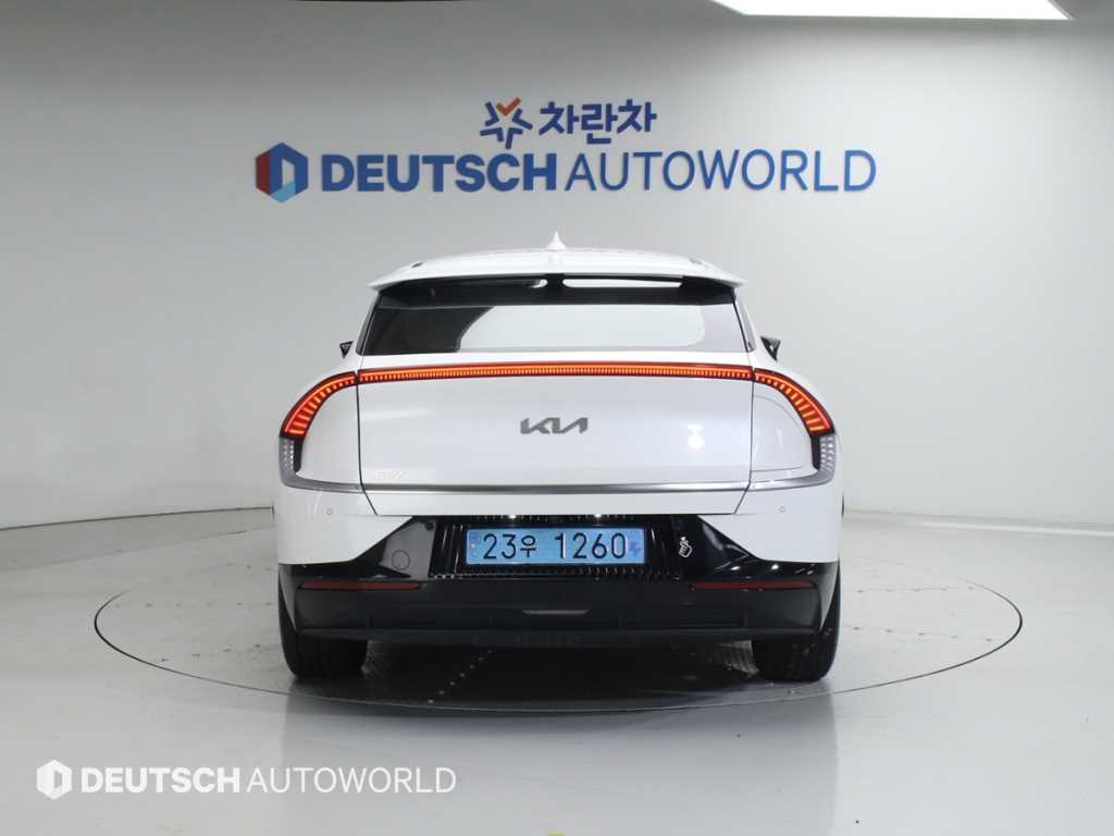 KIA EV6 - Vista 4
