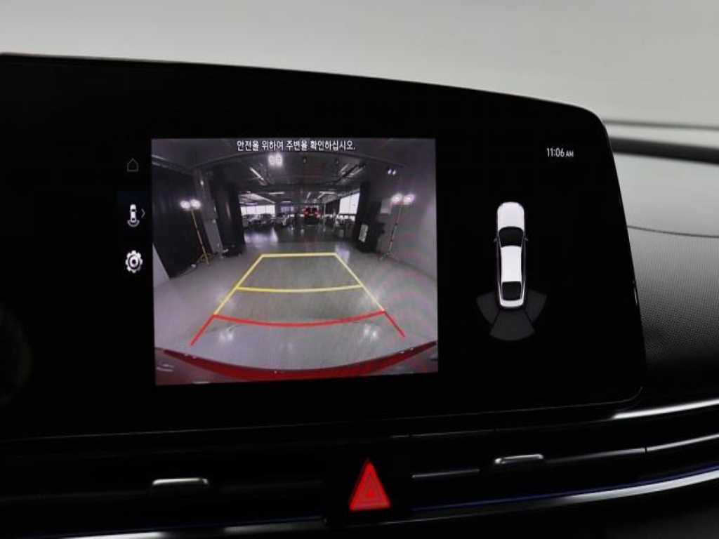 HYUNDAI Avante - Vista 5