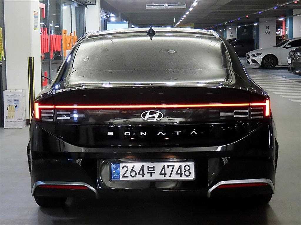 HYUNDAI Sonata - Vista 5