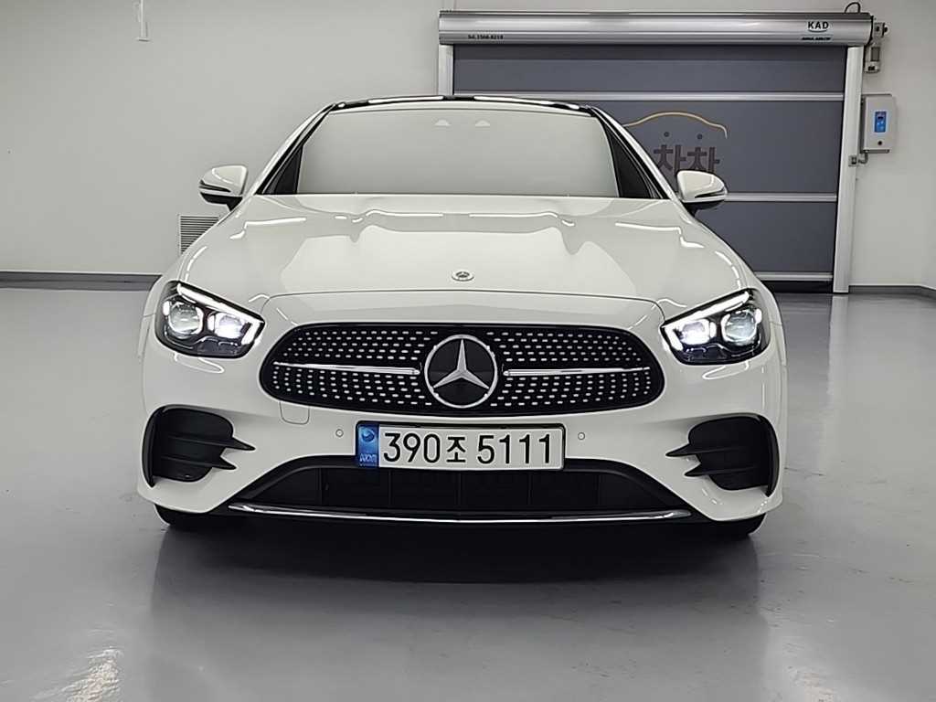 Mercedes Benz E class - Vista 2