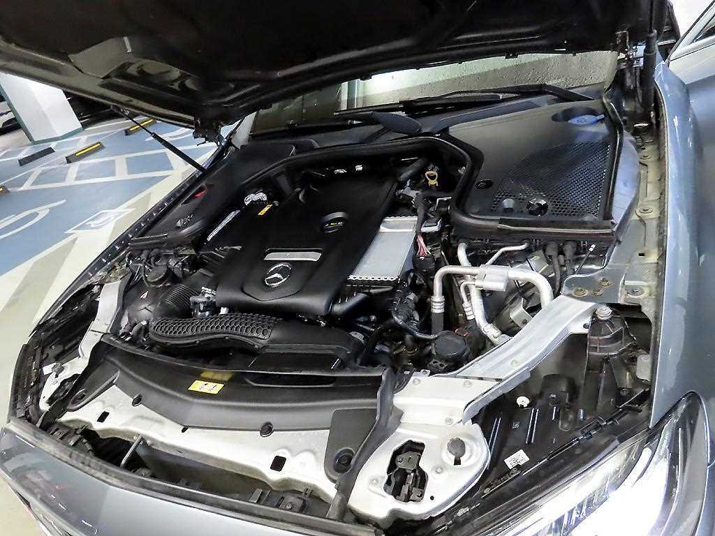 Mercedes Benz E class 2018 Gris - Importación desde Corea - HF Imports Iquique - Foto 19