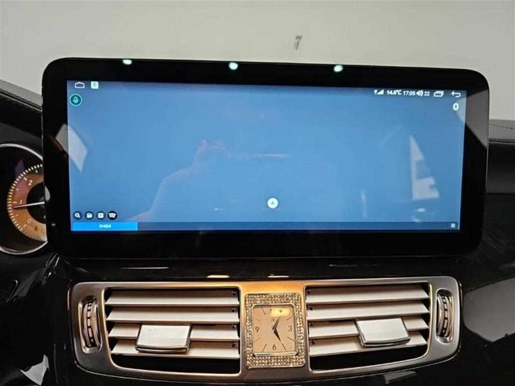 Mercedes Benz CLS Class - Vista 9