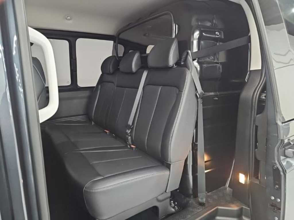 HYUNDAI Staria 2022 Gris - Importación desde Corea - HF Imports Iquique - Foto 15