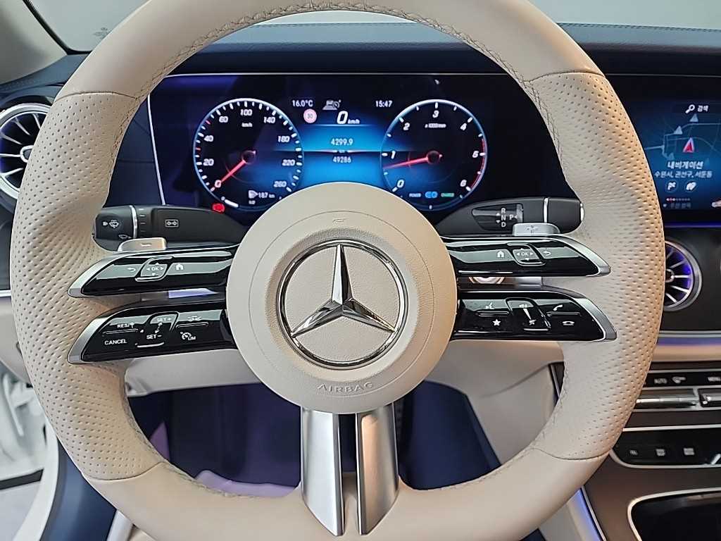 Mercedes Benz E class - Vista 9