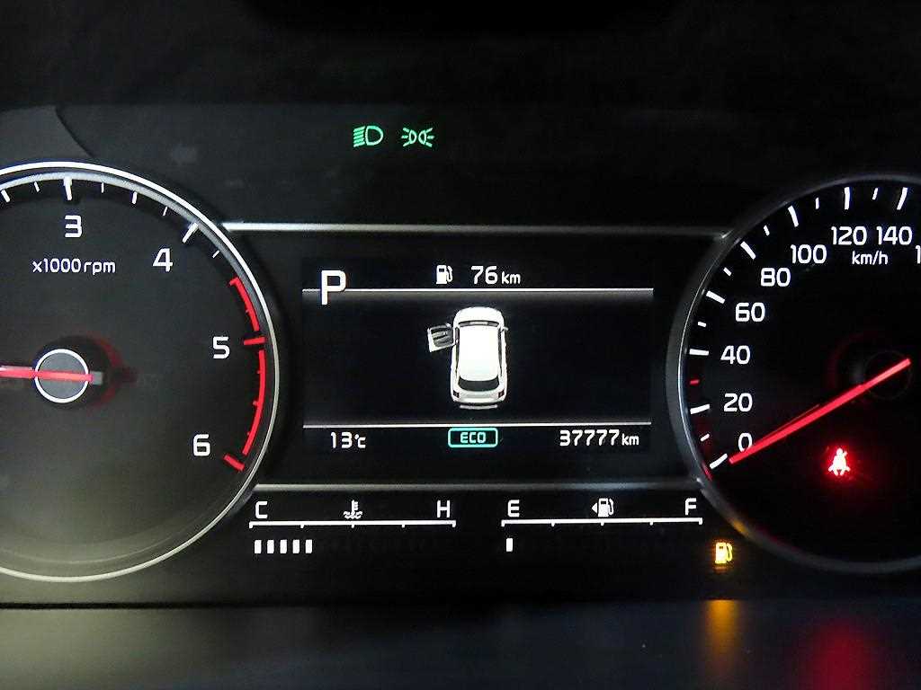 KIA Sorento - Vista 9