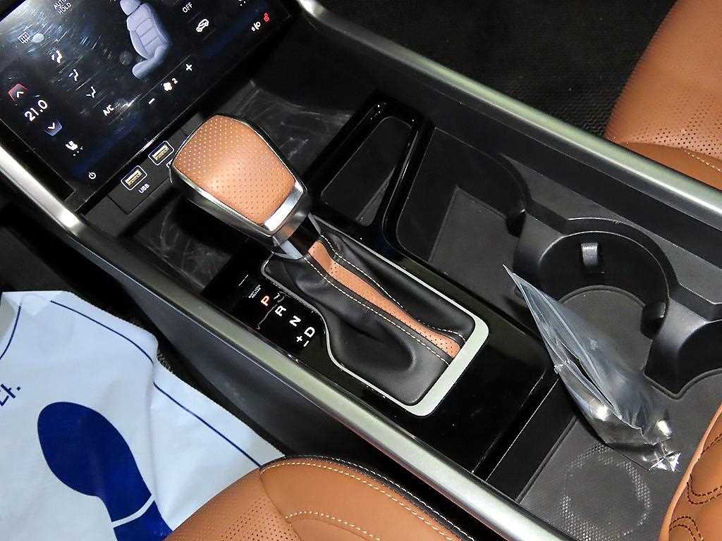 Ssangyong Torres - Vista 12