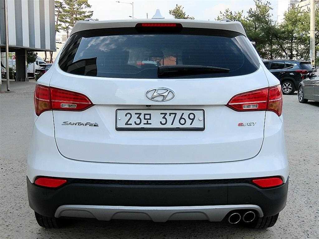 HYUNDAI Santa Fe - Vista 4