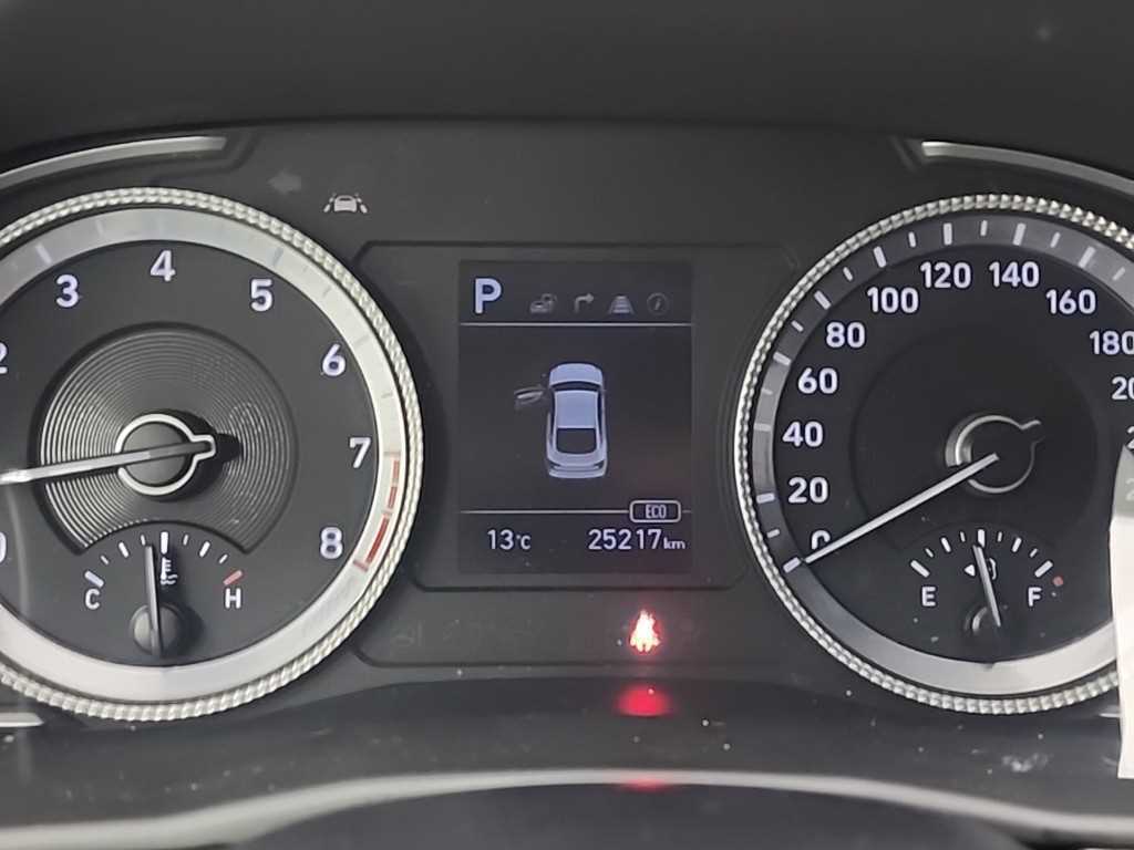 HYUNDAI Sonata - Vista 6