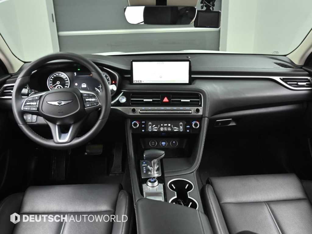 Genesis G70 - Vista 7