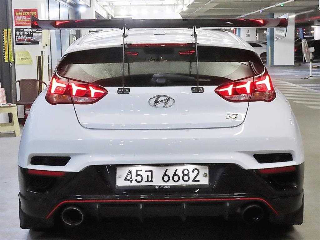 HYUNDAI Veloster - Vista 5