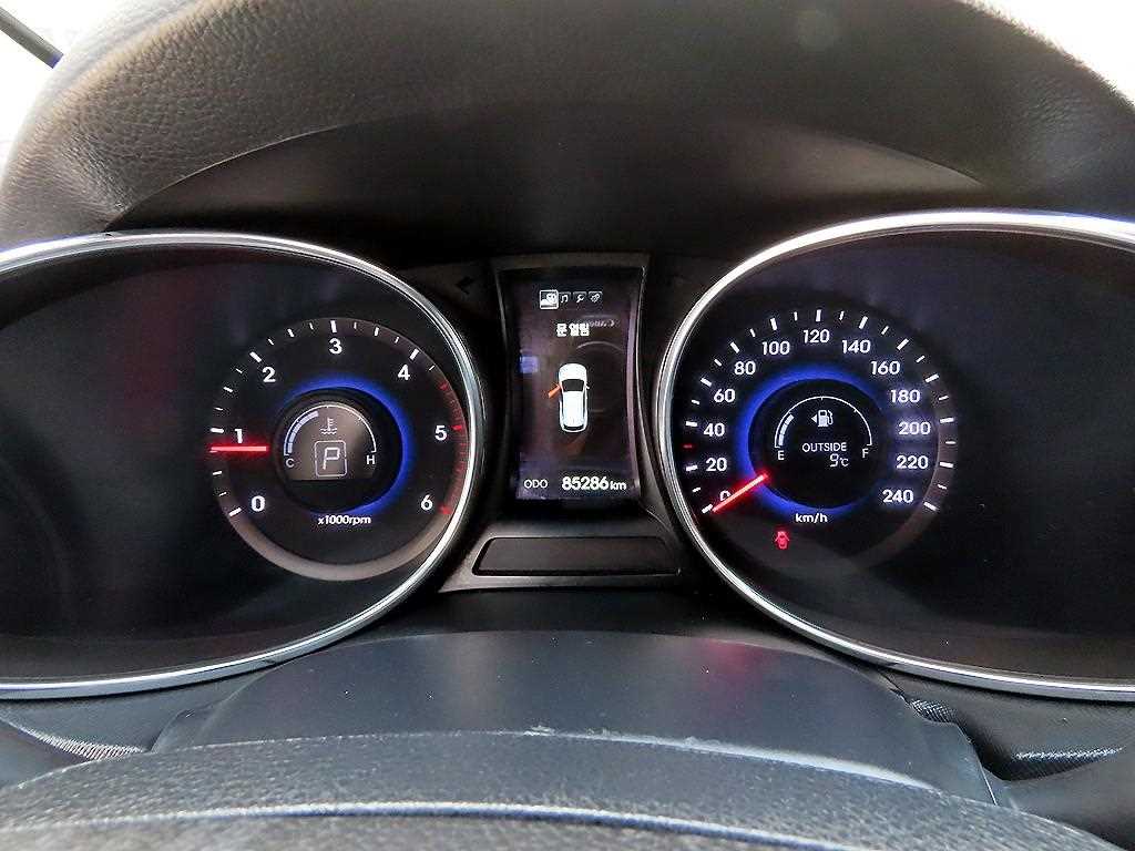 HYUNDAI Santa Fe - Vista 9