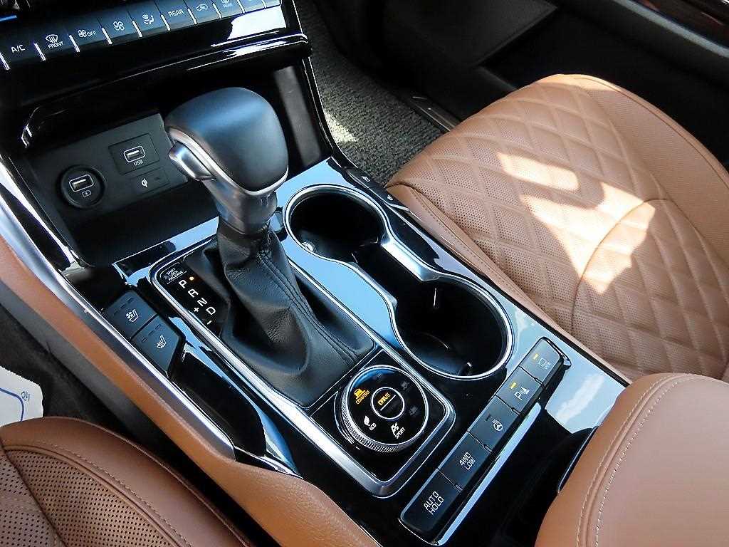 KIA Mohave - Vista 11