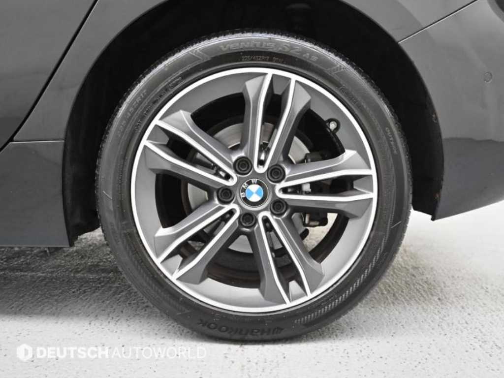 BMW 1 series - Vista 5