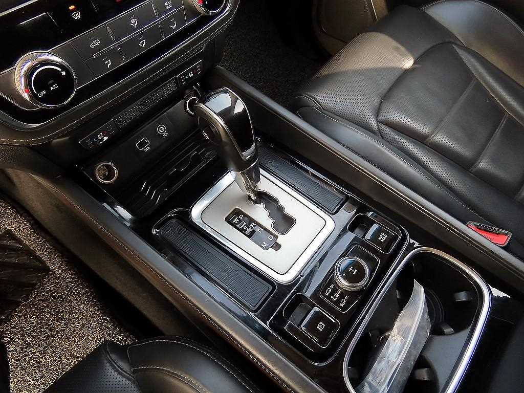 Ssangyong Rexton - Vista 10