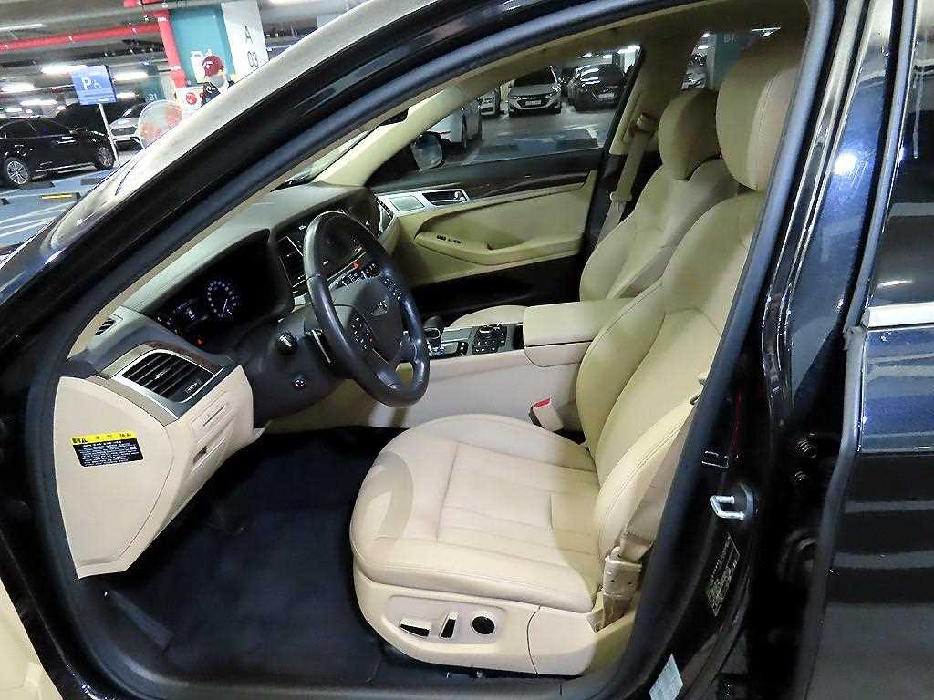 Genesis G80 - Vista 6