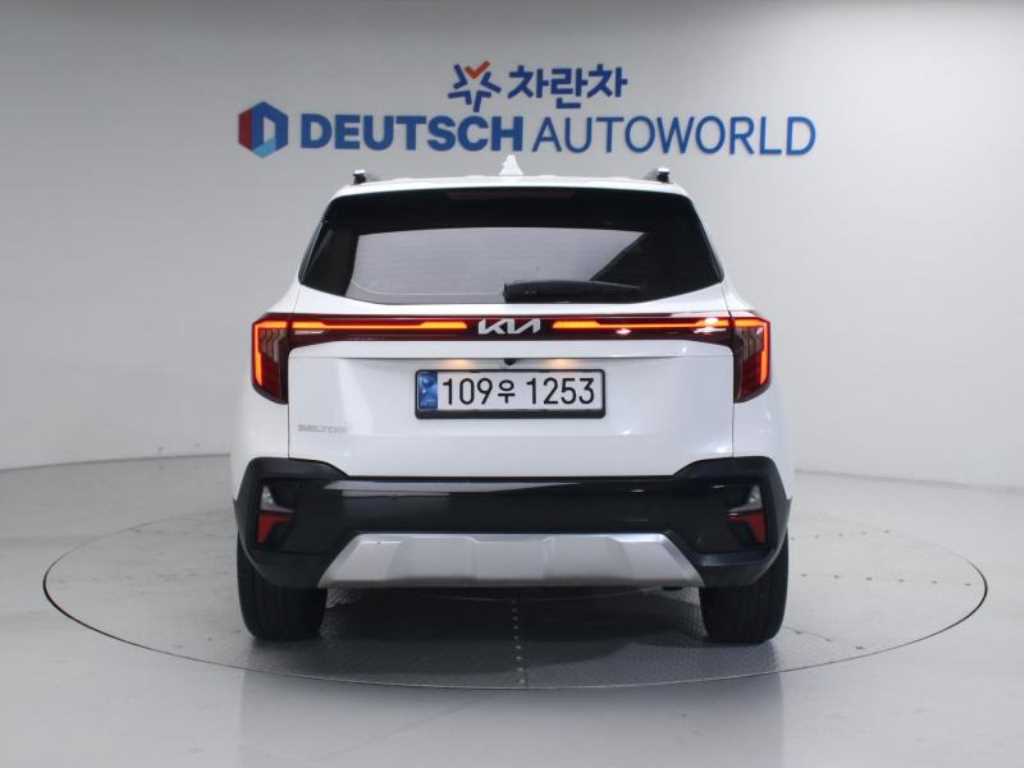 KIA Seltos - Vista 4