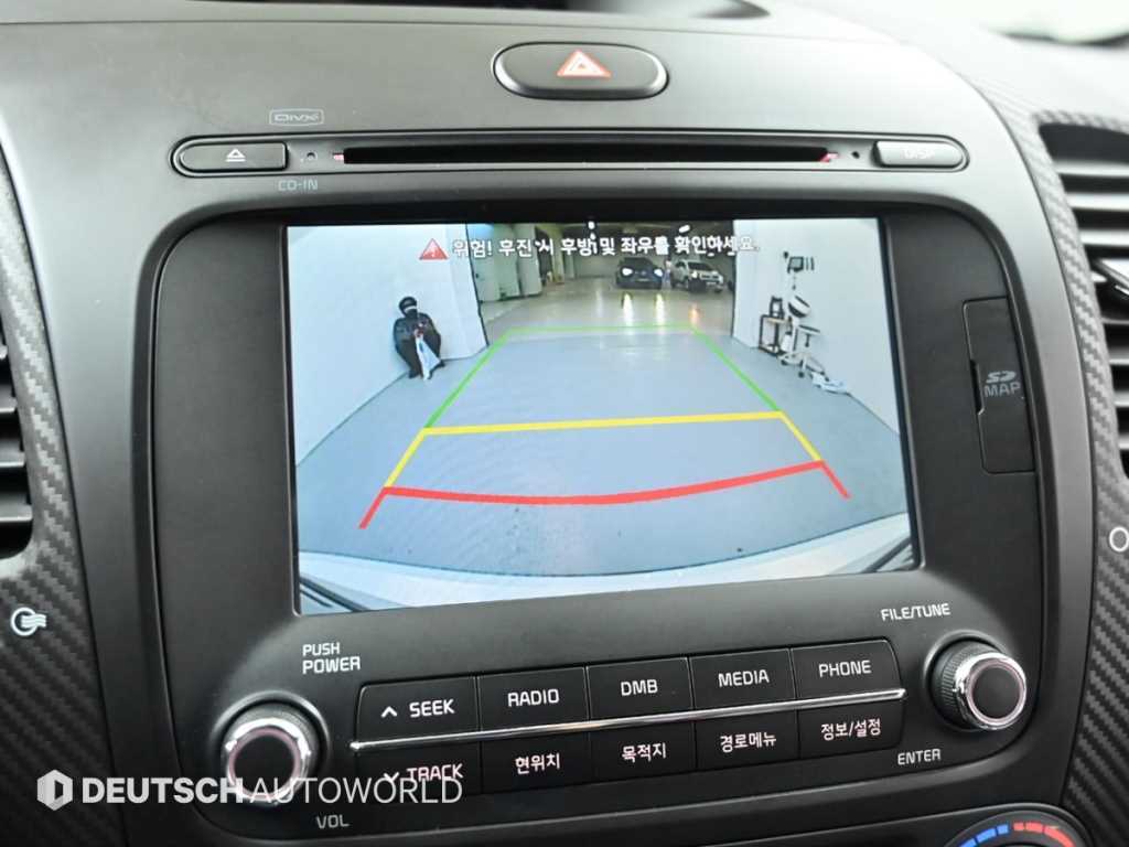 KIA K3 2015 Blanco - Importación desde Corea - HF Imports Iquique - Foto 15